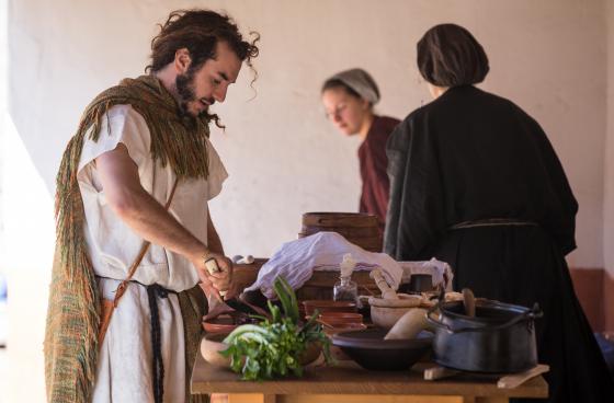 Preparing food at the roman camp